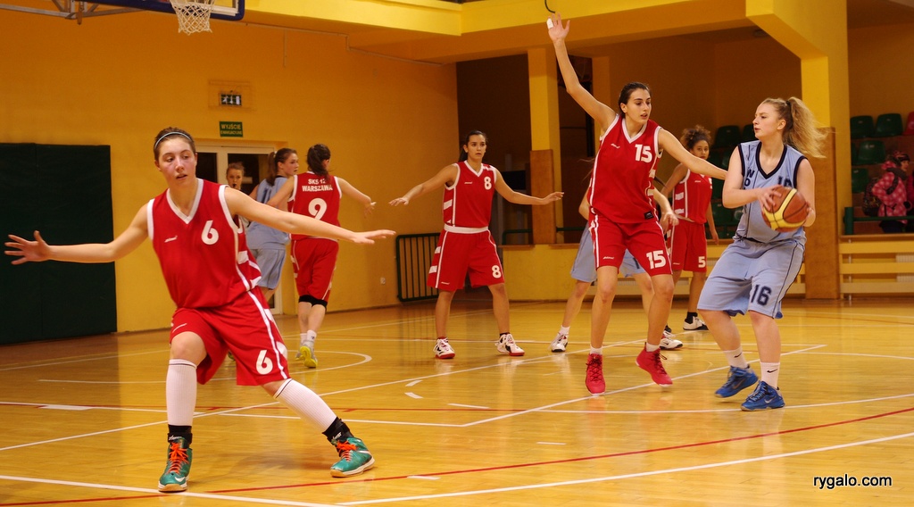 UKS Huragan Wołomin - SKS 12 Warszawa 84:50